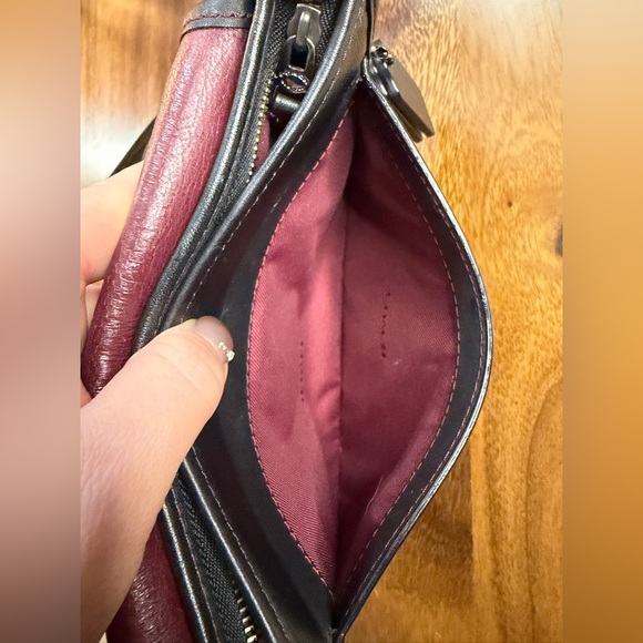 Coach Black Leather 18” Crossbody Bag - Picture 5 of 9